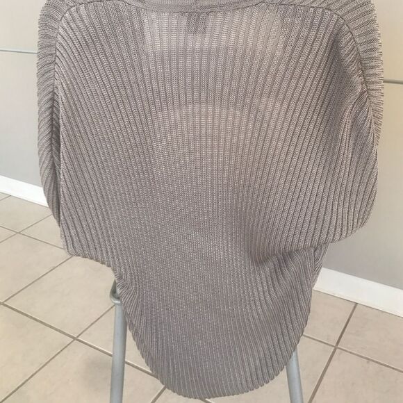 ANN TAYLOR  cardigan - Picture 3 of 3